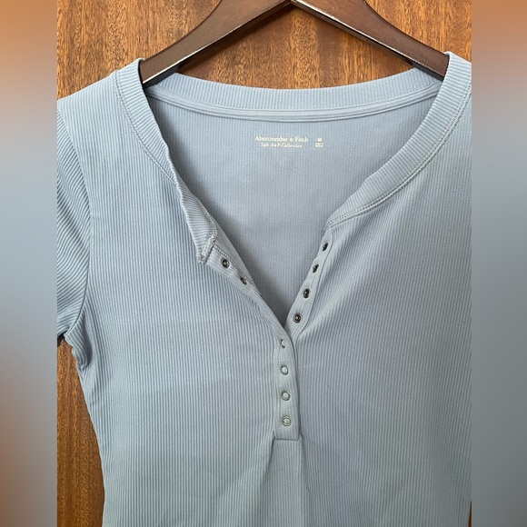 Abercrombie body suit ~ A&F Soft collection - Picture 3 of 5